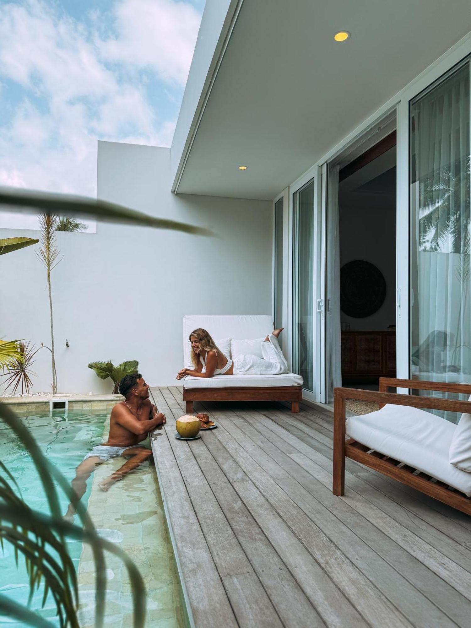 Neptune Studios Adults Only Gym And Recovery Access Kuta  Экстерьер фото